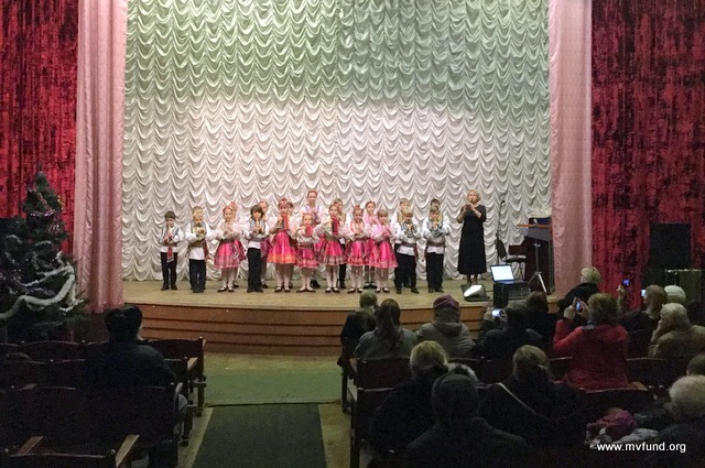 В рамках благодійного фестивалю «Сяйво Віфлеєської зорі» у Київському пансіонаты ветеранів праці прозвучав різдвяний концерт 