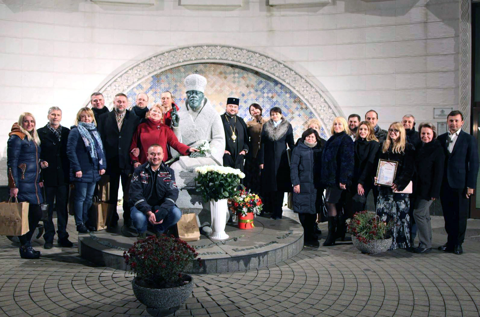 Лікарі та медсестри клініки «Оберіг» відвідали Музей Митрополита Володимира, у День його народження