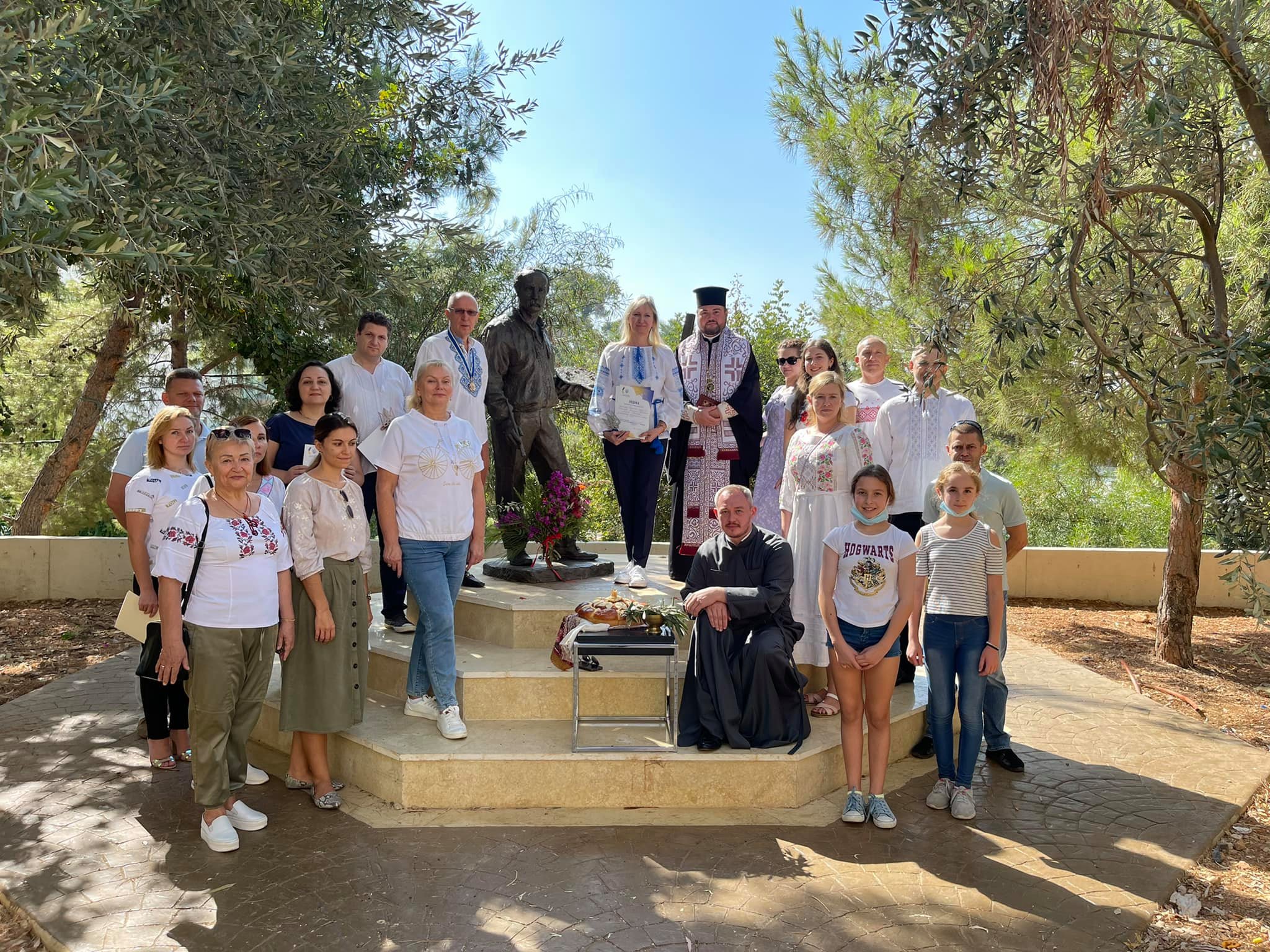 Духівник Фонду освятив пам'ятник Тарасу Шевченку у Лівані
