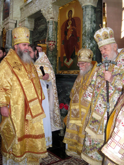 Архієпископа Мукачівского і Ужгородського Феодора удостоєно Відзнаки Фонду пам’яті Блаженнішого Митрополита Володимира