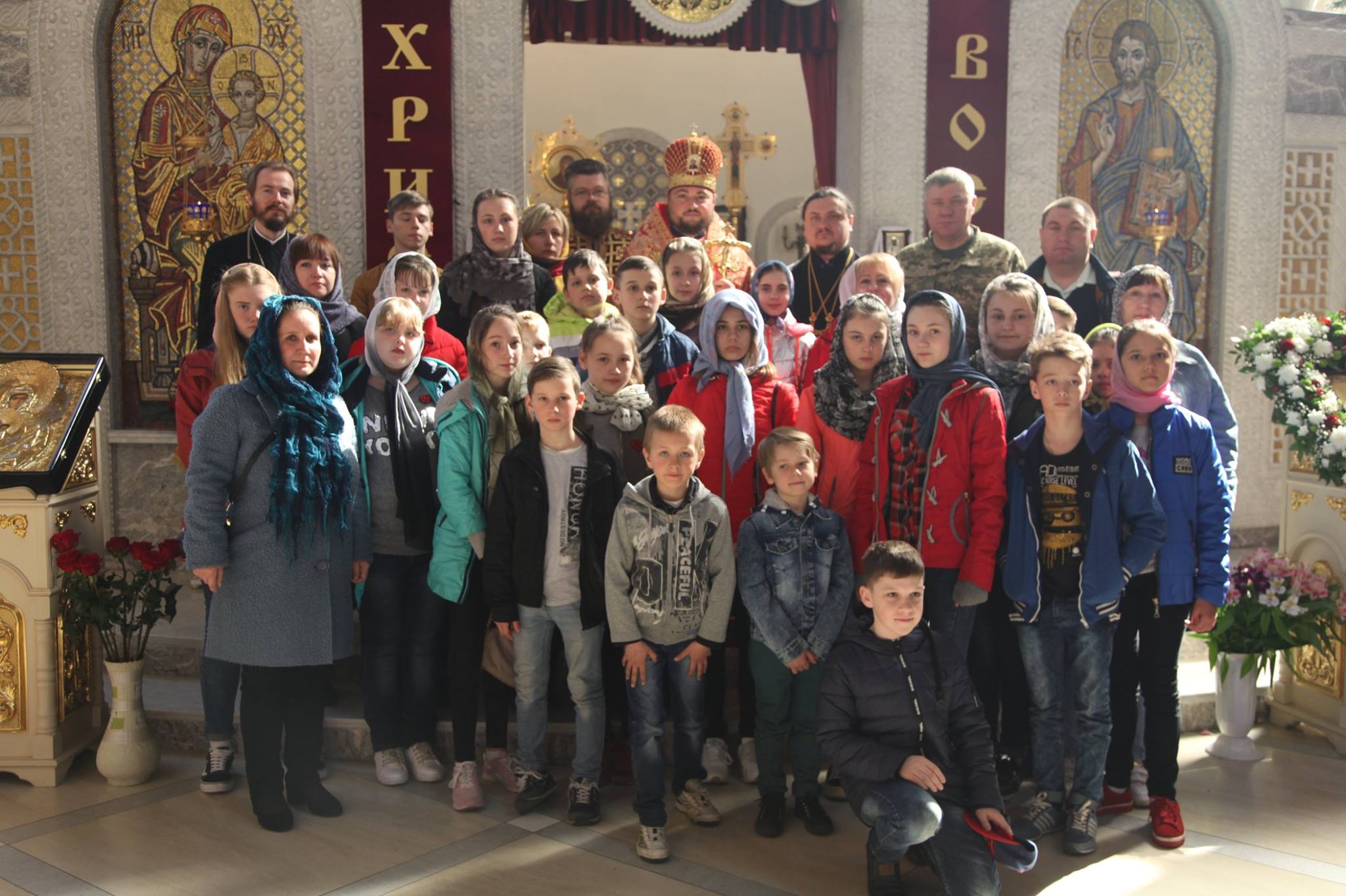 Слов’янські школяри привітали духівника Фонду з Великоднем